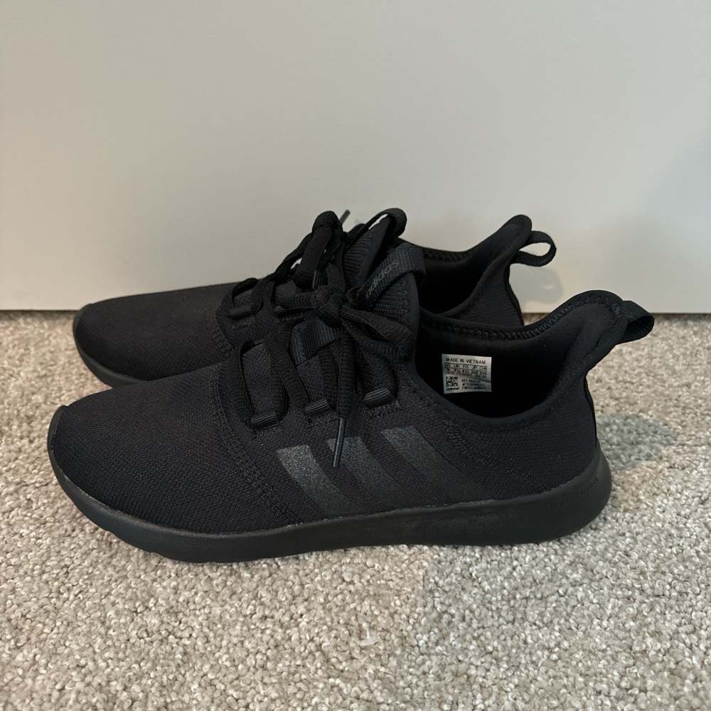 Adidas Cloudfoam Sneakers